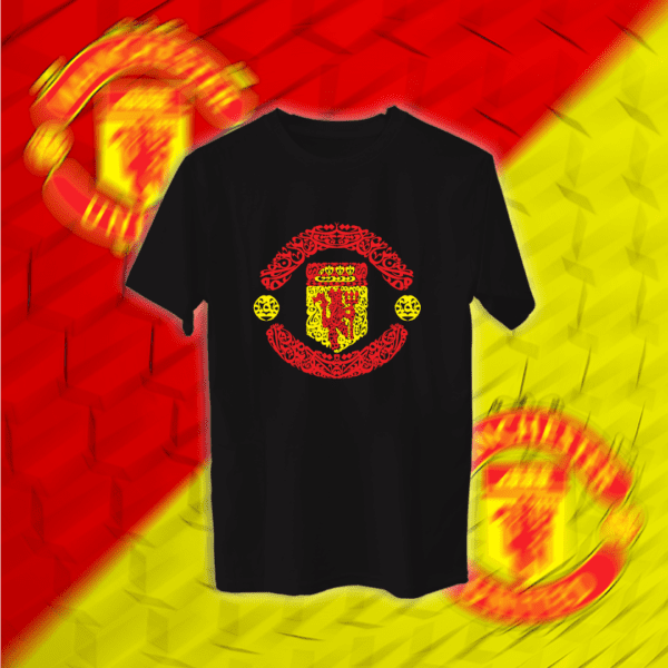 شعار مانشستر يونايتد بالأحرف العربية