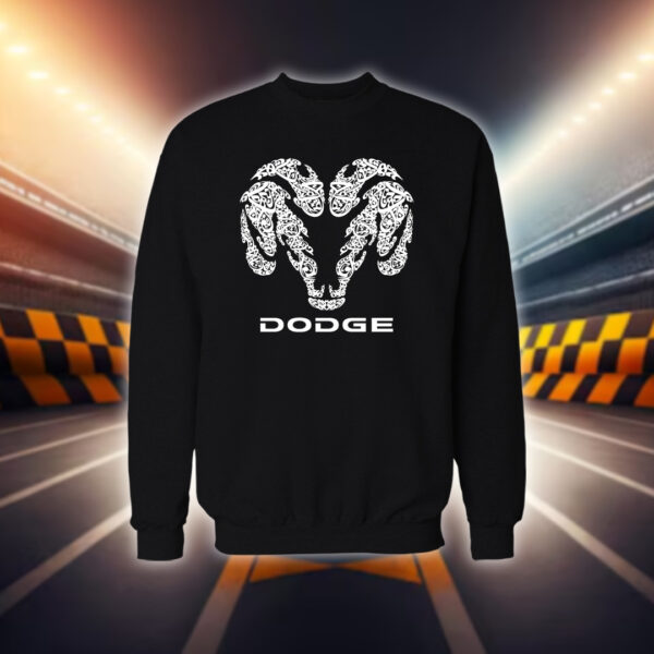 شعار دوج رام بالأحرف العربية - سيارات