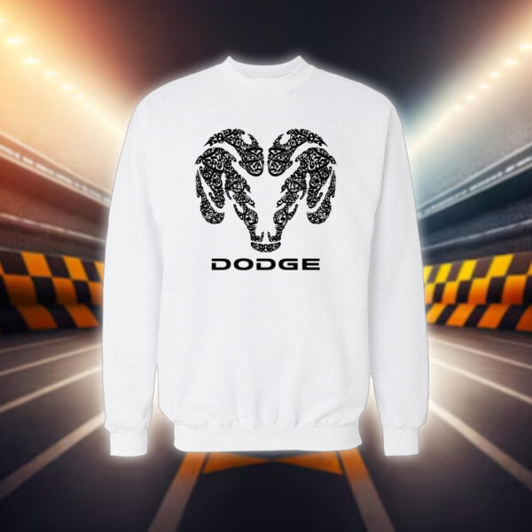 شعار دوج رام بالأحرف العربية - سيارات