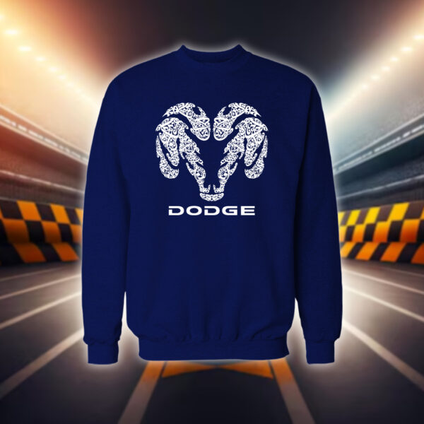 شعار دوج رام بالأحرف العربية - سيارات