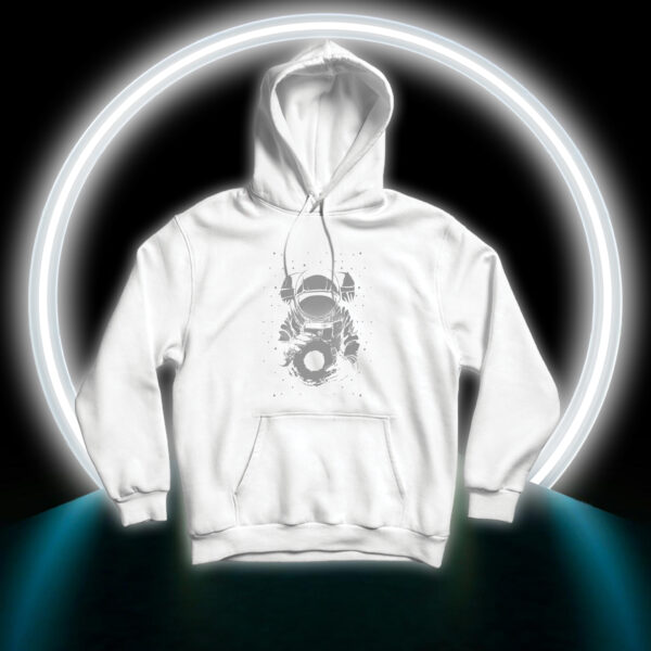 Astronaut - ريفلكتف